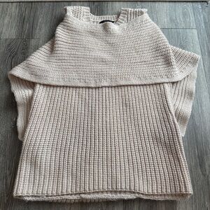 BCBG MaxAzria Mariana Short Sleeve Sweater with Wrap Size M 100% Soft Wool